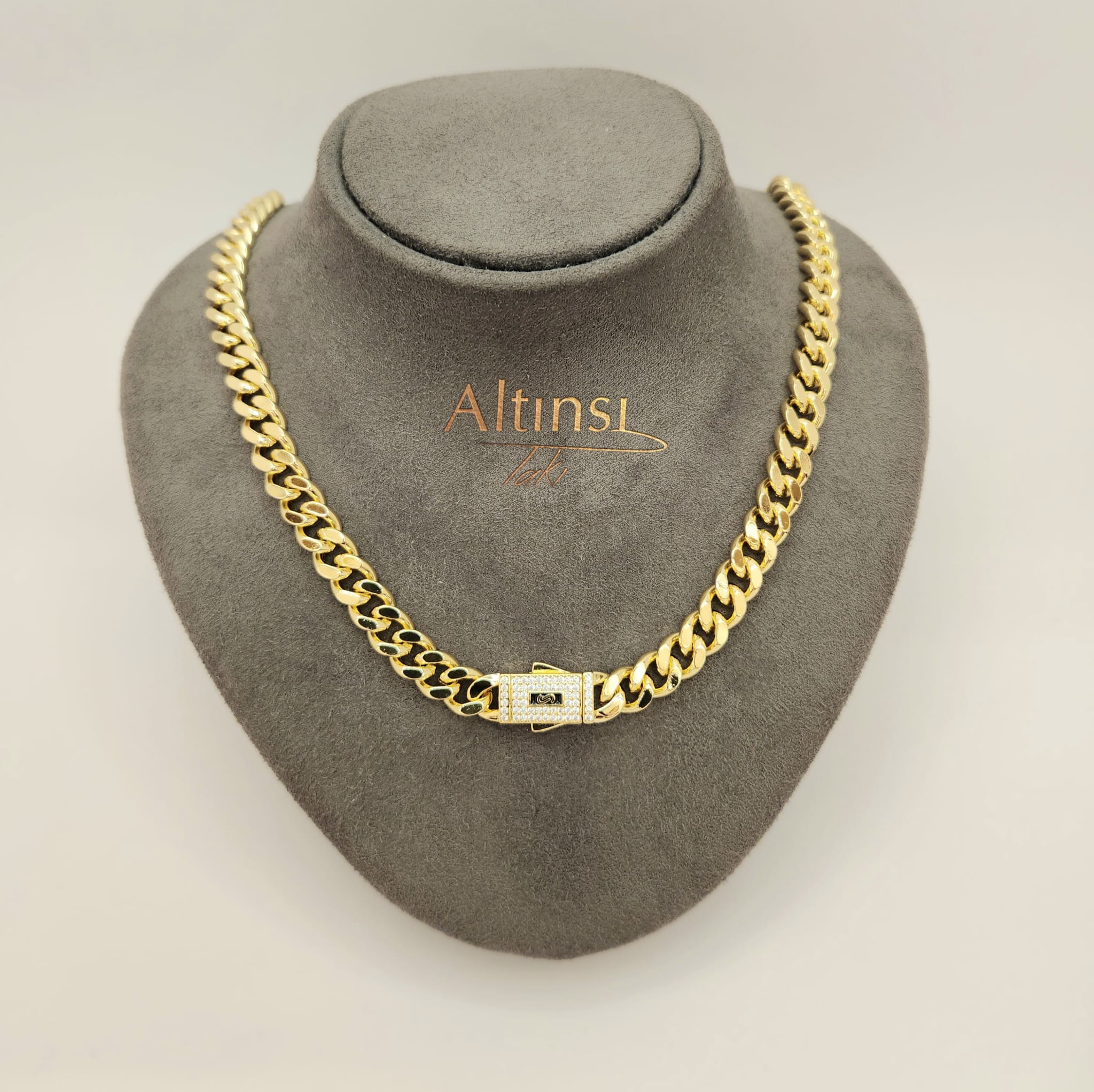 ALTGRMSET0023